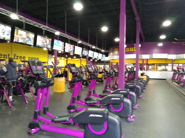 Planet Fitness Picture 2