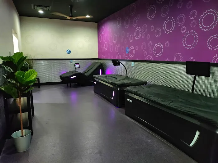 Planet Fitness Picture 9