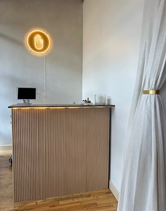 Ahimsa Yoga Studio Wicker Park Picture 4