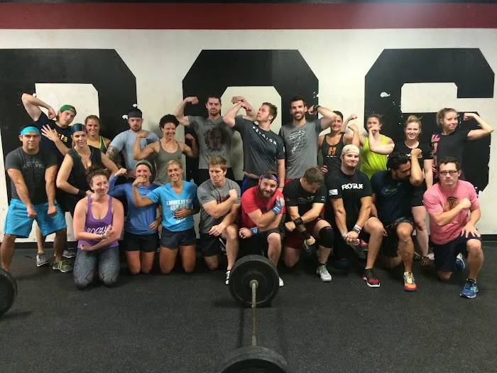 Move Well Fast + Division St. CrossFit Picture 3