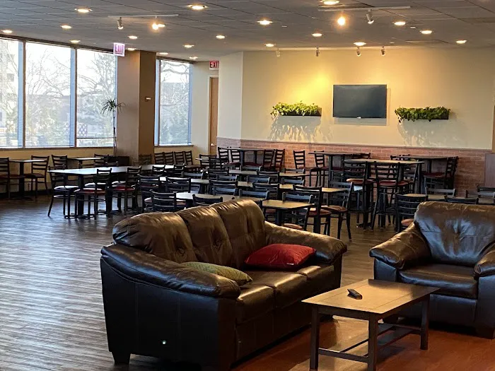 Oakbrook Terrace Tower Fitness Center Picture 7