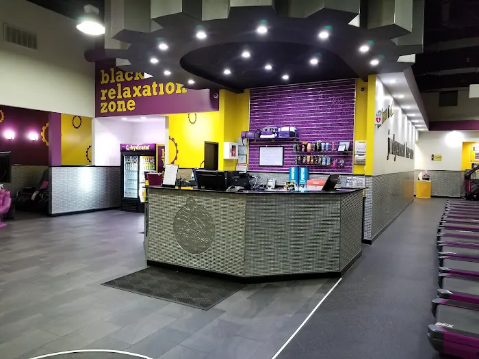 Planet Fitness Picture 8