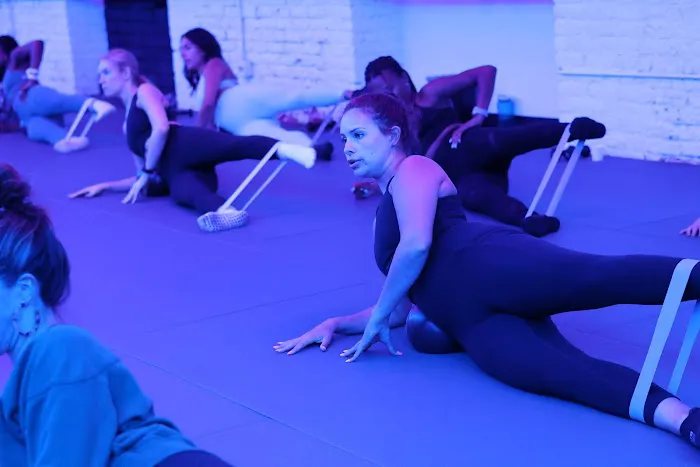 The Barre Code Chicago - River North Picture 4