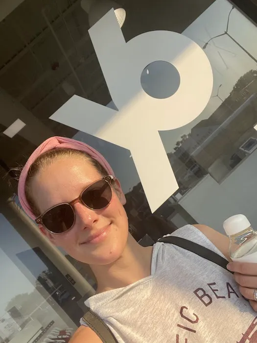 YogaSix Naperville Picture 5