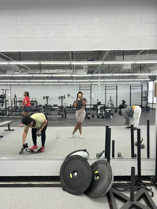 Her Flex Fitness Picture 9