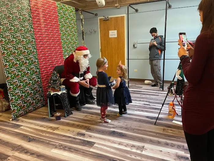 Hot Yoga Naperville Picture 4