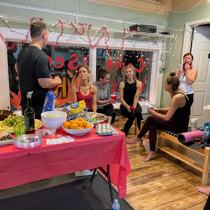 Hot Yoga Naperville Picture 10