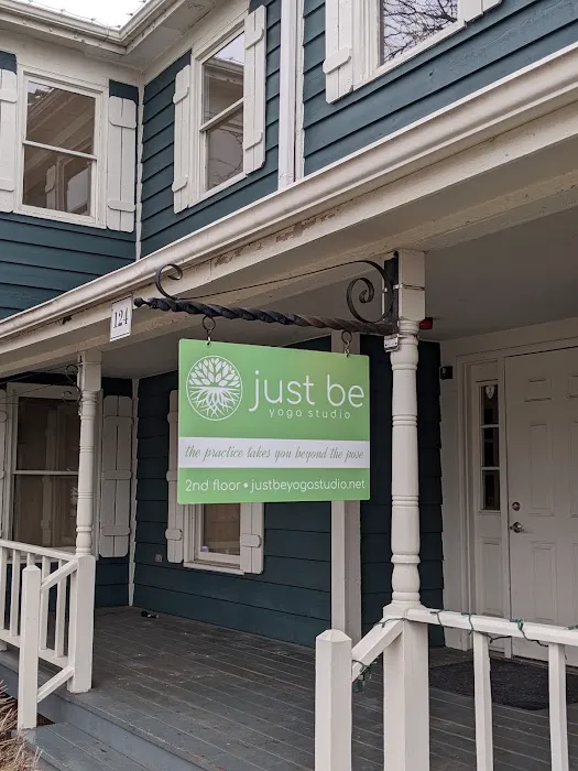 Just Be Yoga Studio Picture 1