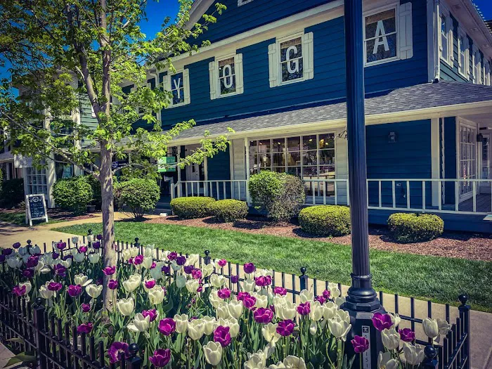 Just Be Yoga Studio Picture 3