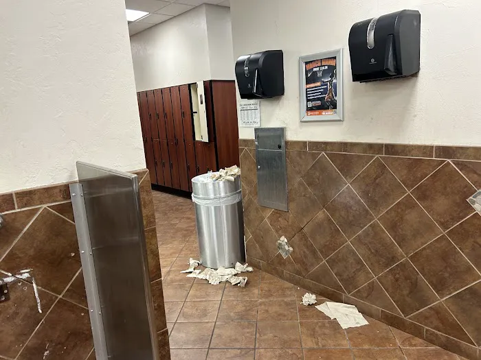 LA Fitness Picture 8