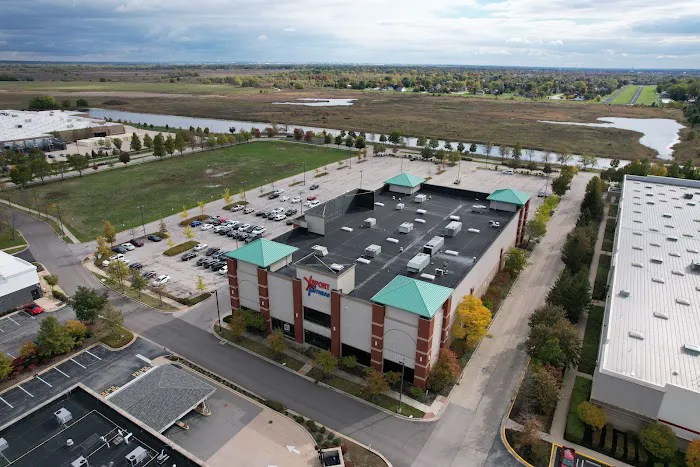 LA Fitness Picture 9