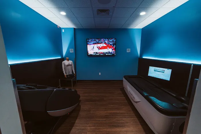 The Edge Fitness Clubs Picture 3