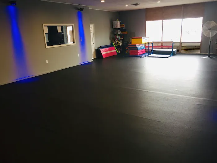 Chenoa Fitness Center Open 24/7 Staffed times are posted hours Picture 5