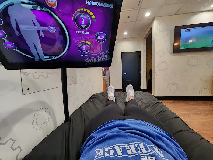 Planet Fitness Picture 1