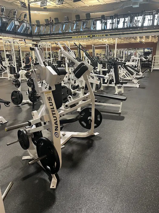 Gold's Gym Peoria Picture 1