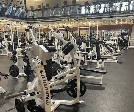 Gold's Gym Peoria