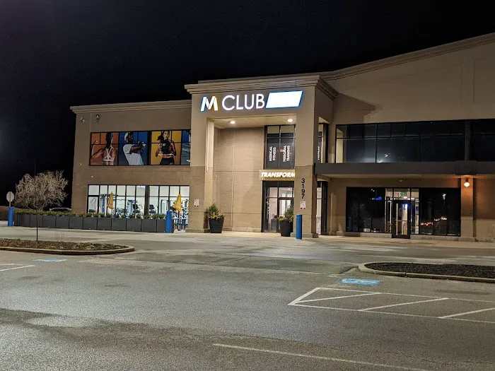 M Club Fit - Fitness Center Picture 2