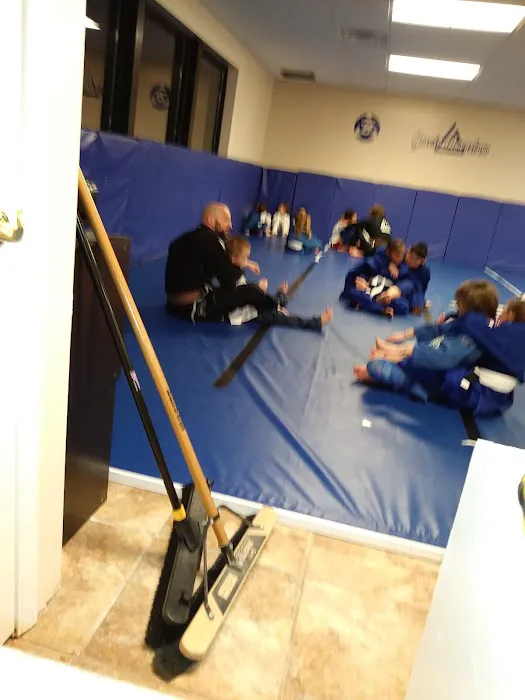 Iron Edge Gym Picture 9