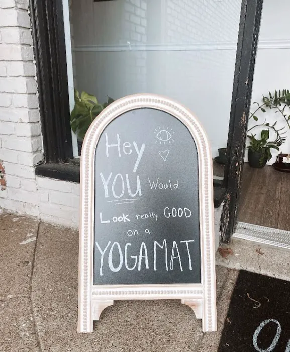 Black Lotus Yoga & Healing Space Picture 4