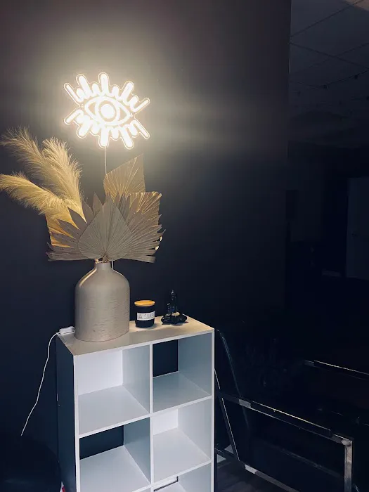 Black Lotus Yoga & Healing Space Picture 2