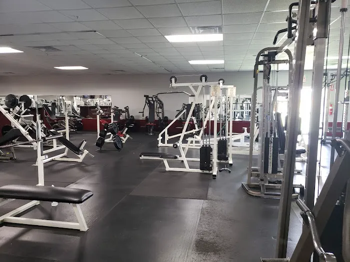 Owensboro Gym & Fitness Picture 1