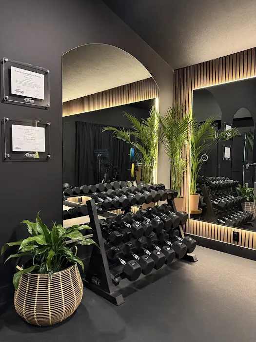 Iron Roots Fitness Picture 3