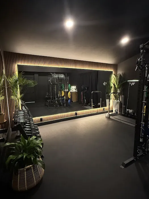 Iron Roots Fitness Picture 2