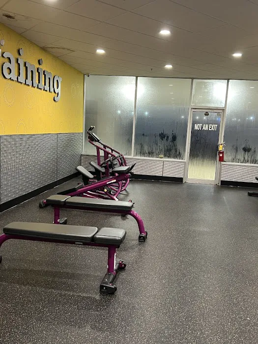 Planet Fitness Picture 2