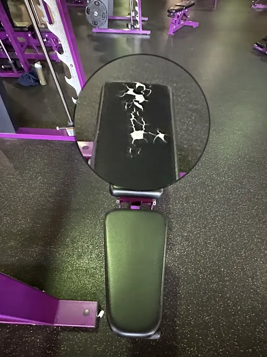 Planet Fitness Picture 9