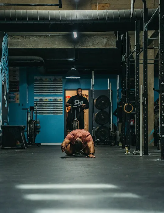 Jaguar Strength & Conditioning | Chicago Ave CrossFit Picture 9