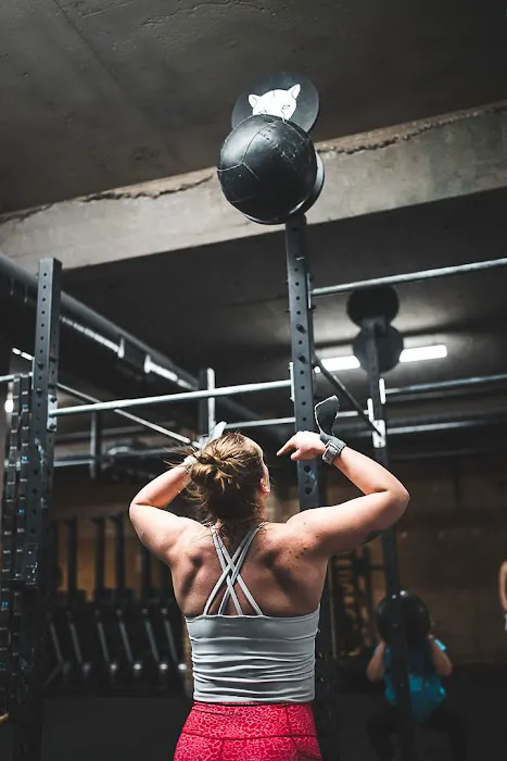 Jaguar Strength & Conditioning | Chicago Ave CrossFit Picture 3