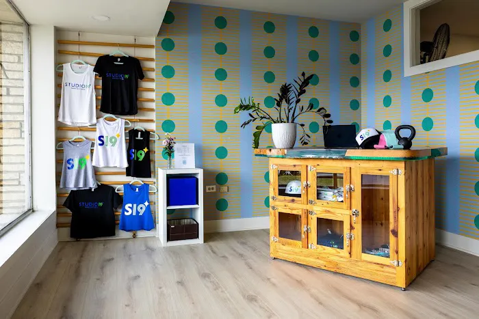 Studio19 Barre & Fitness Picture 1