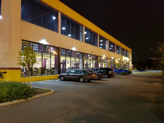 Planet Fitness Picture 1