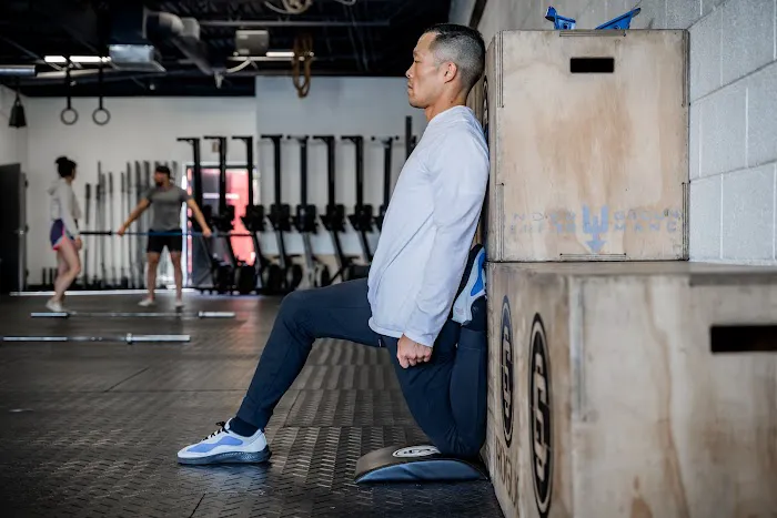 Chicago Strength Logan Square Picture 9