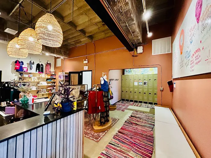 Wildlight Yoga Picture 3