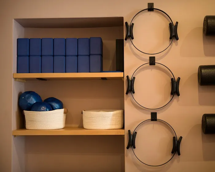 Old Irving Park Yoga & Pilates Picture 4