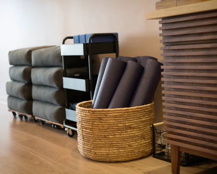 Old Irving Park Yoga & Pilates Picture 8