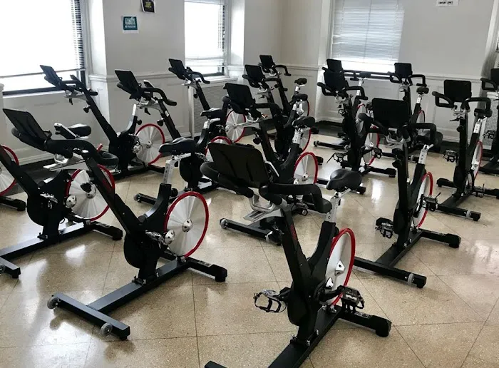 Irving Park YMCA Picture 3