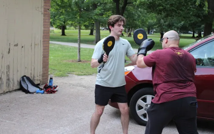 Chicago Fight House / Independence Park Picture 9