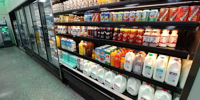 Fresh 2 Go Food Market Picture 5