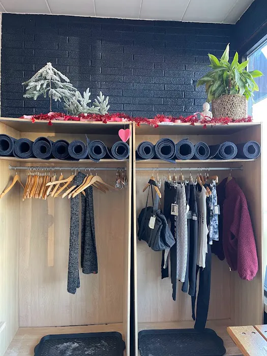 Ahimsa Yoga Studio Elmhurst Picture 10