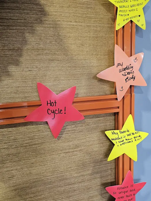 HOTWORX Elmhurst Picture 3