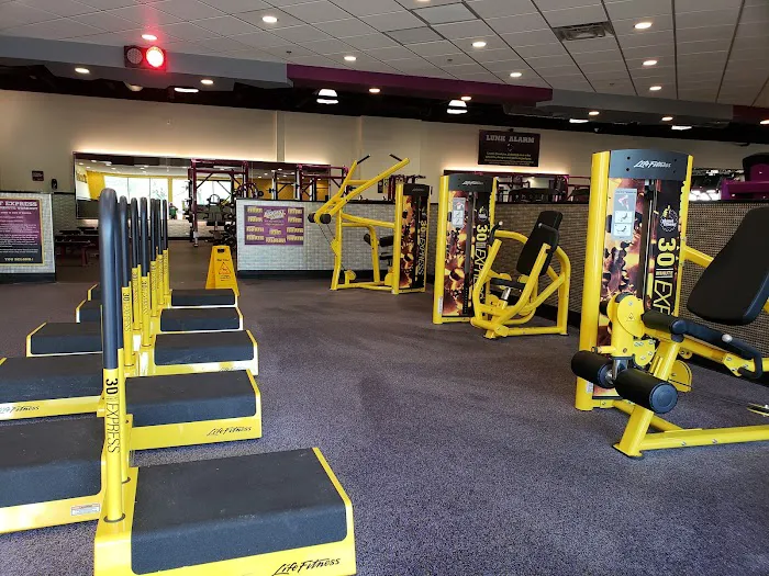 Planet Fitness Picture 2