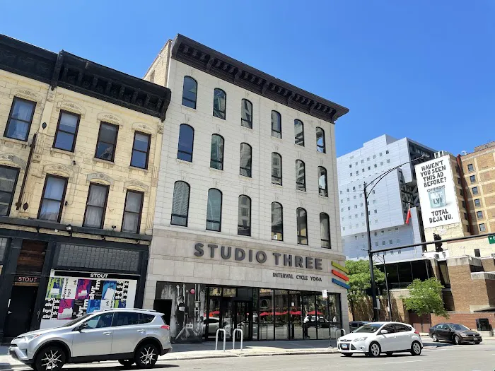 Studio Three River North Picture 5