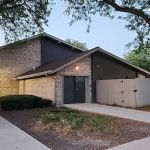 Eastside Clubhouse at Lakeside Apartments