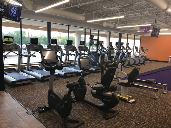 Anytime Fitness Wheaton Picture 1
