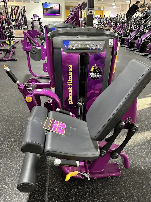 Planet Fitness Picture 8