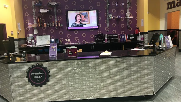 Planet Fitness Picture 10