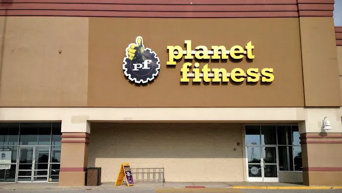 Planet Fitness Picture 5