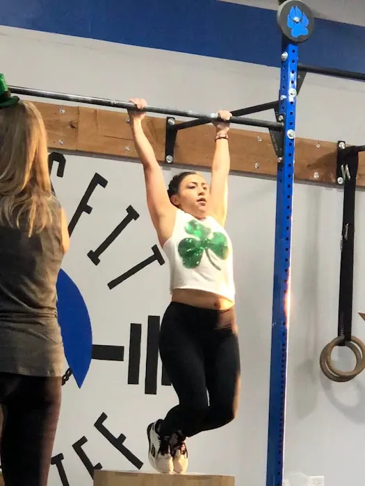 CrossFit Mischief - Best Gym serving Aurora, Naperville & Oswego IL Picture 9